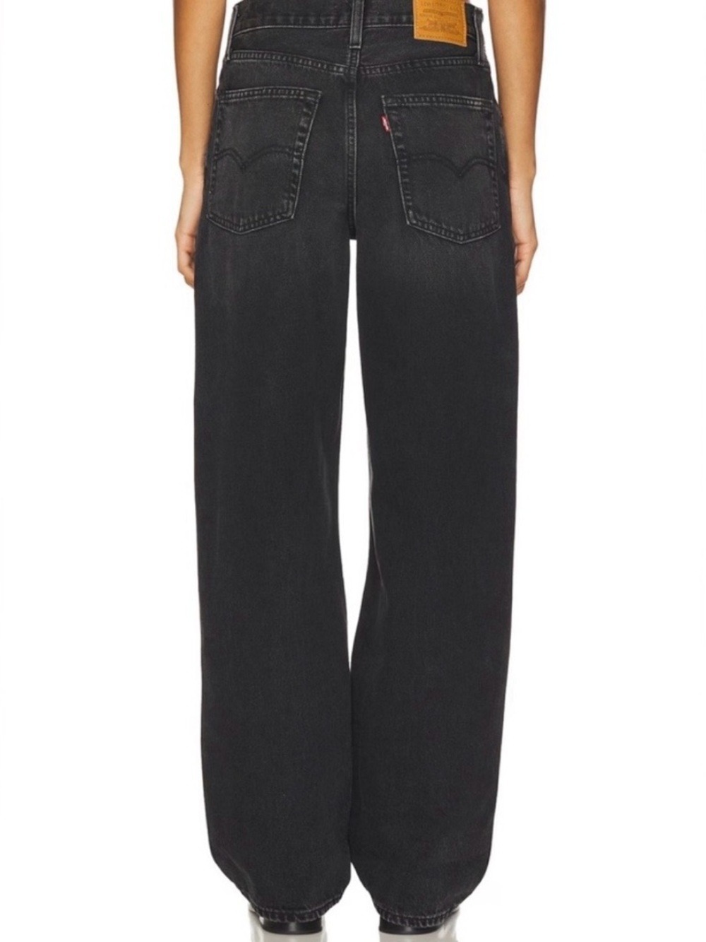 Levi's Baggy Dad Straight Leg Jeans in Blackstone Wash - Picture 2 of 14